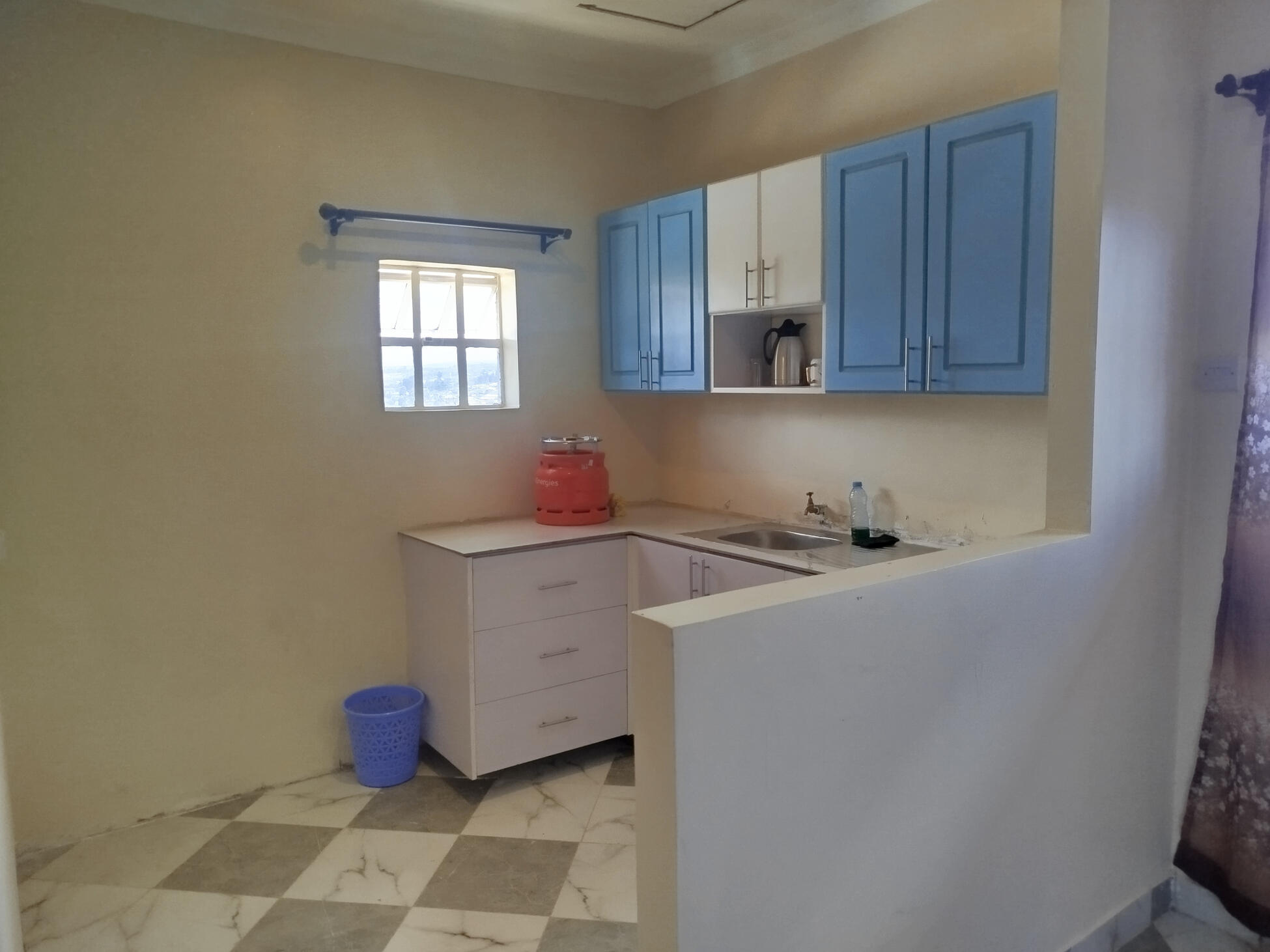 Open kitchen
